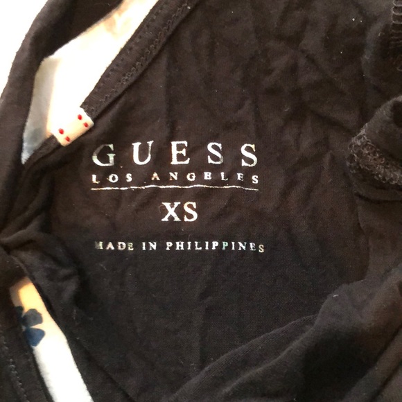 Guess t shirt - Picture 3 of 3